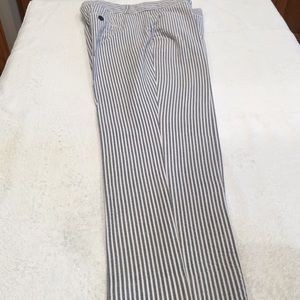 Banana Republic white blue stripes Hampton size 6P